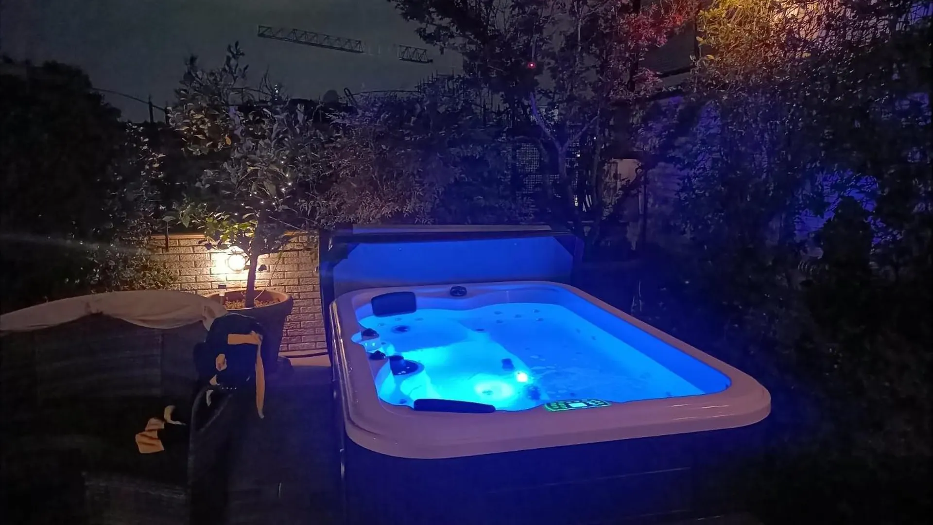 Rooftop Terrace - Elegante Attico Con Idromassaggio Milan Italy